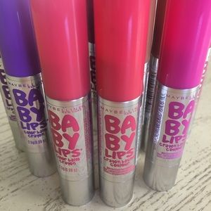 2 Maybelline baby lips color balm. Choose yours